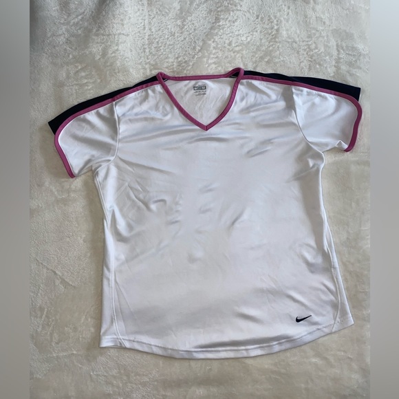 Nike Dri-Fit T-Shirt (open to offers!) - Picture 7 of 15